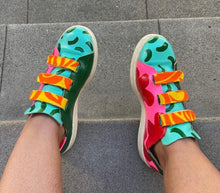 Load image into Gallery viewer, Shoe Upcycling Workshop 9/15