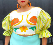 Load image into Gallery viewer, Twin Snails Top