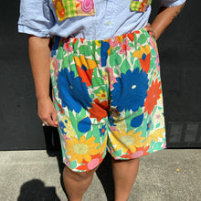 Load image into Gallery viewer, Flower Patch Shorts XL-3X