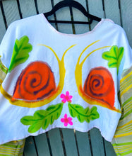 Load image into Gallery viewer, Twin Snails Top M-2X